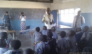 Lloyd explaining to the children